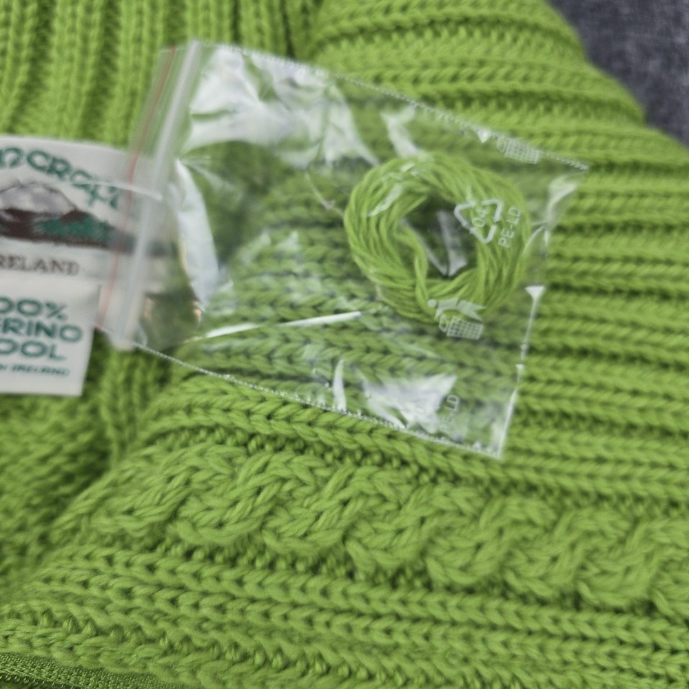 Aran Crafts‎ Irish Merino Wool Zip Cardigan Womens NWT L Green Cable Knit - Picture 8 of 11